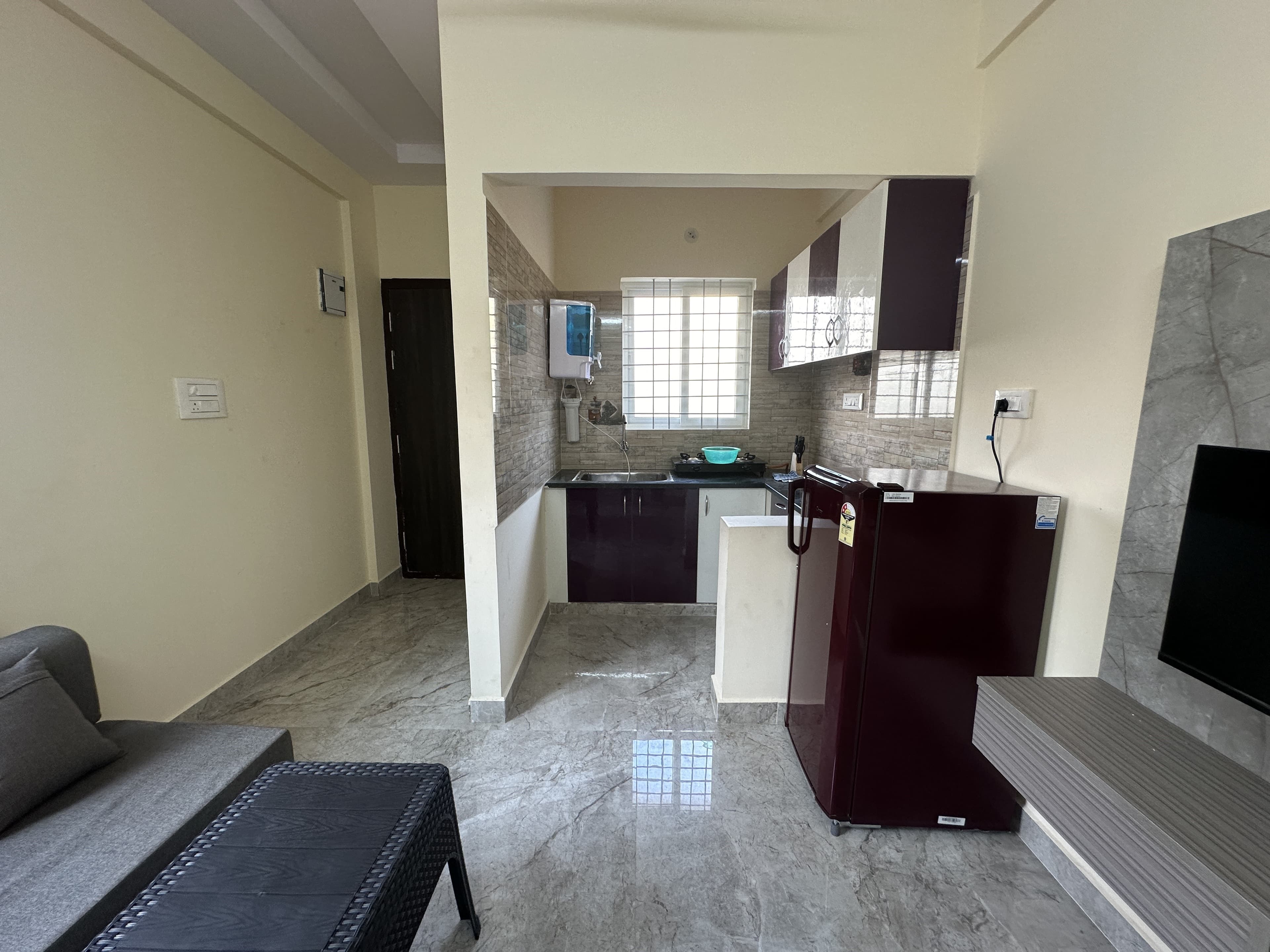 1Bhk with Lift 303 (300mtr from techmahindra)