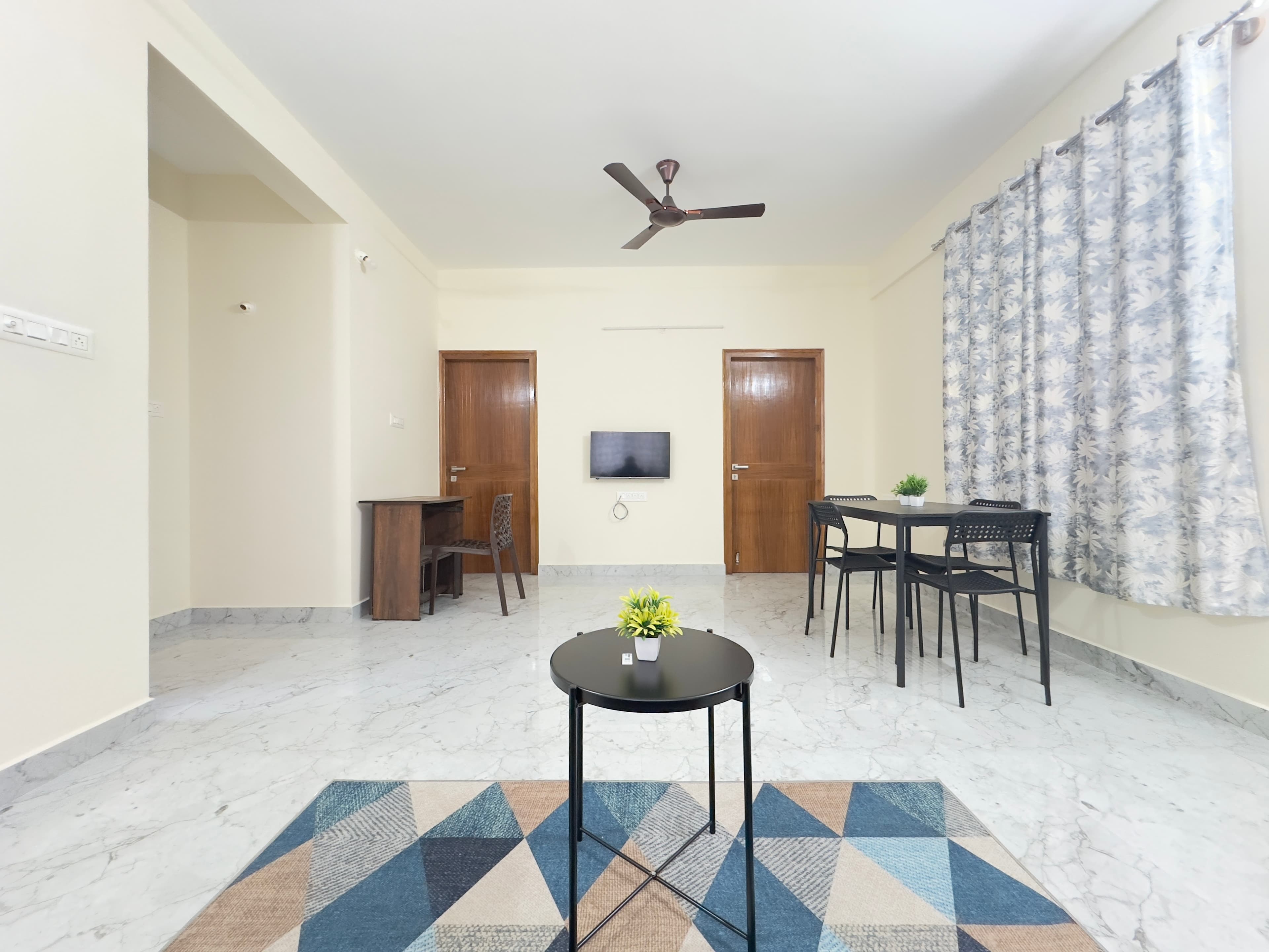Spacious 2BHK 100 meter from Banashankari Metro 201