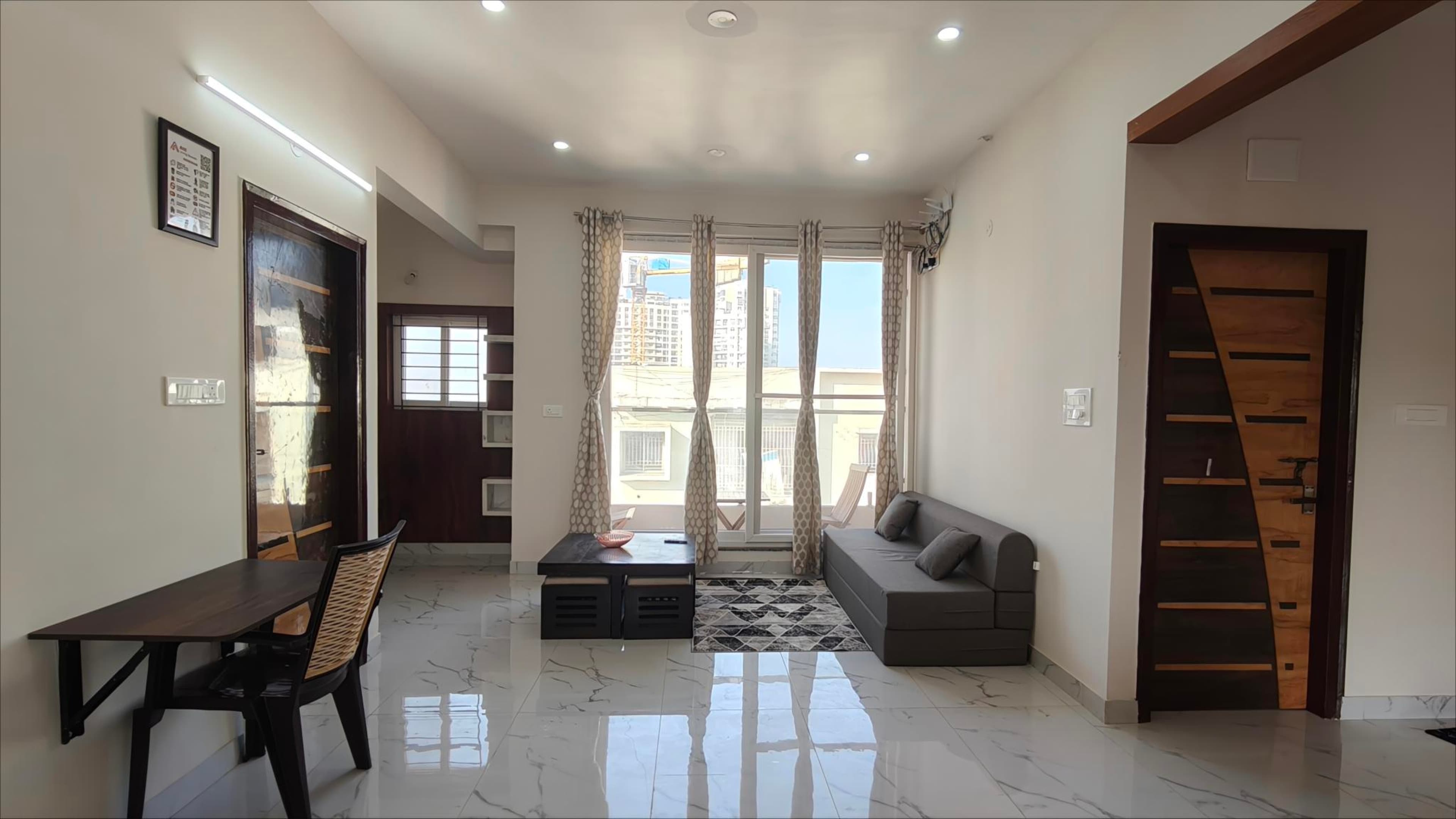 Attractive 3bhk Near BTM Layout 401