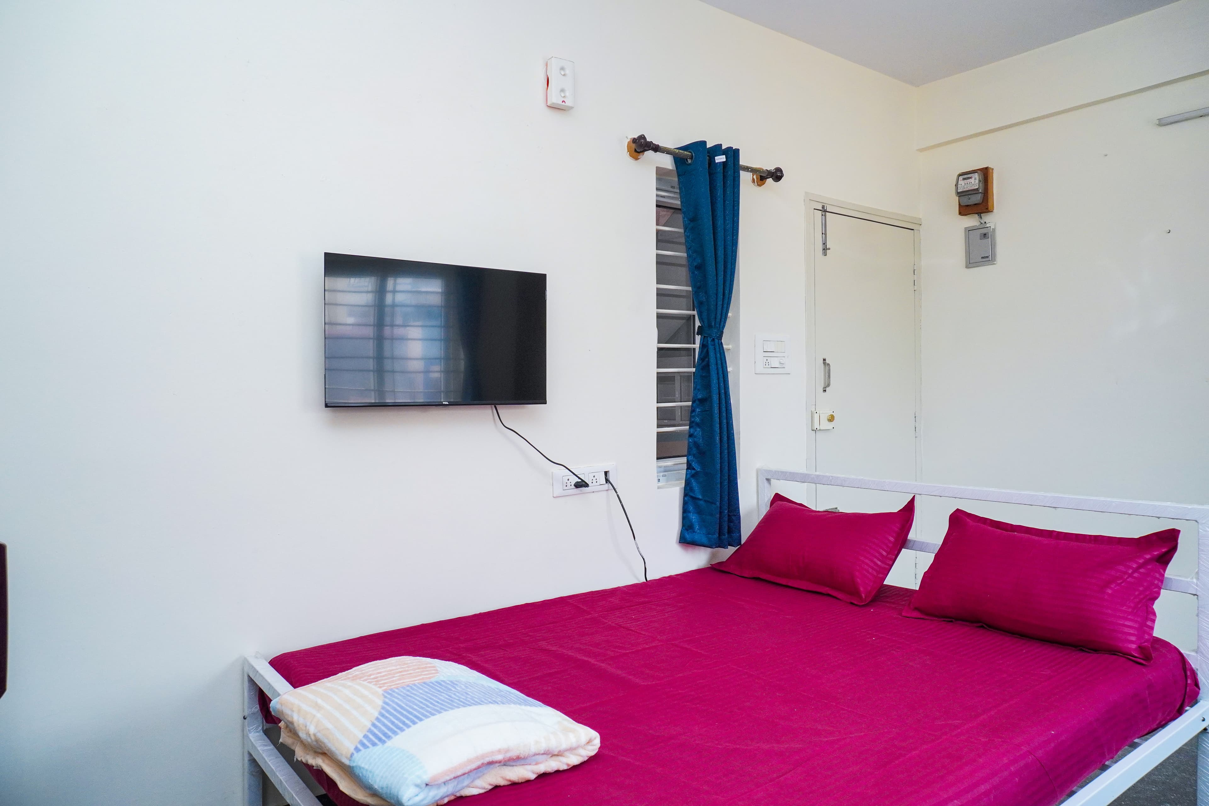 Cozy 1Rk 1.5km From Hosa Road Metro 404