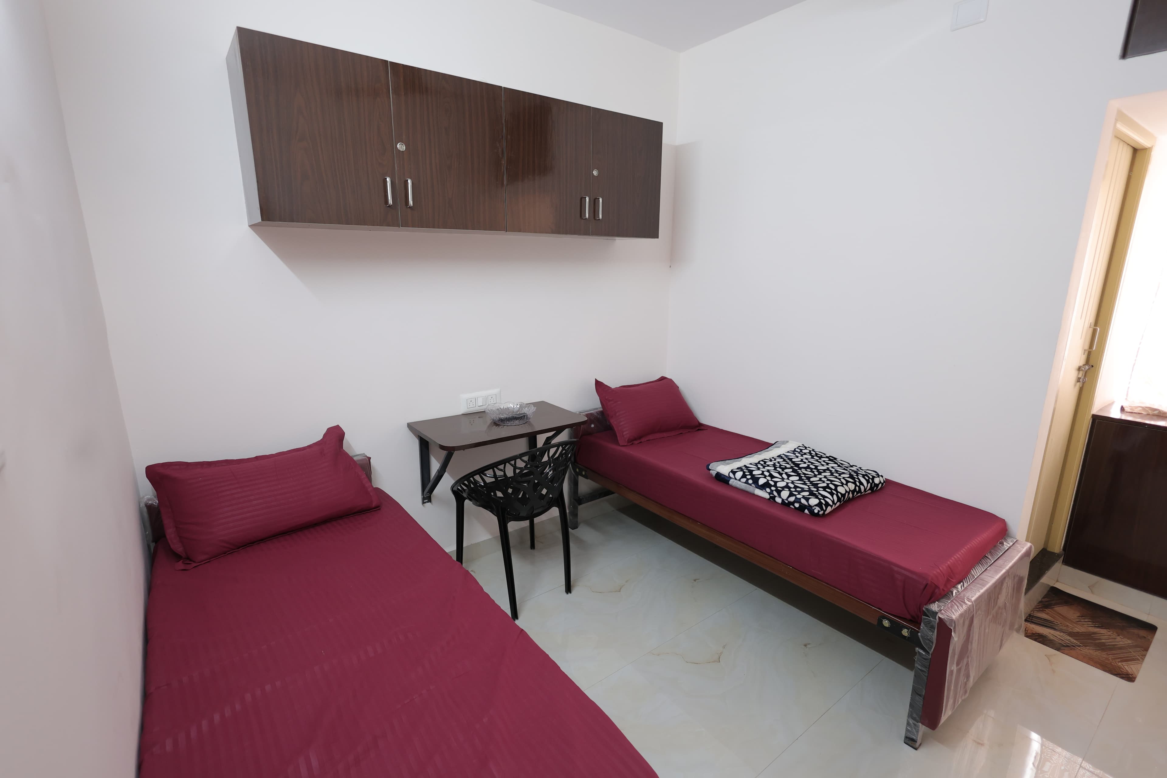 Splendid rooms near Airport/KIA 202
