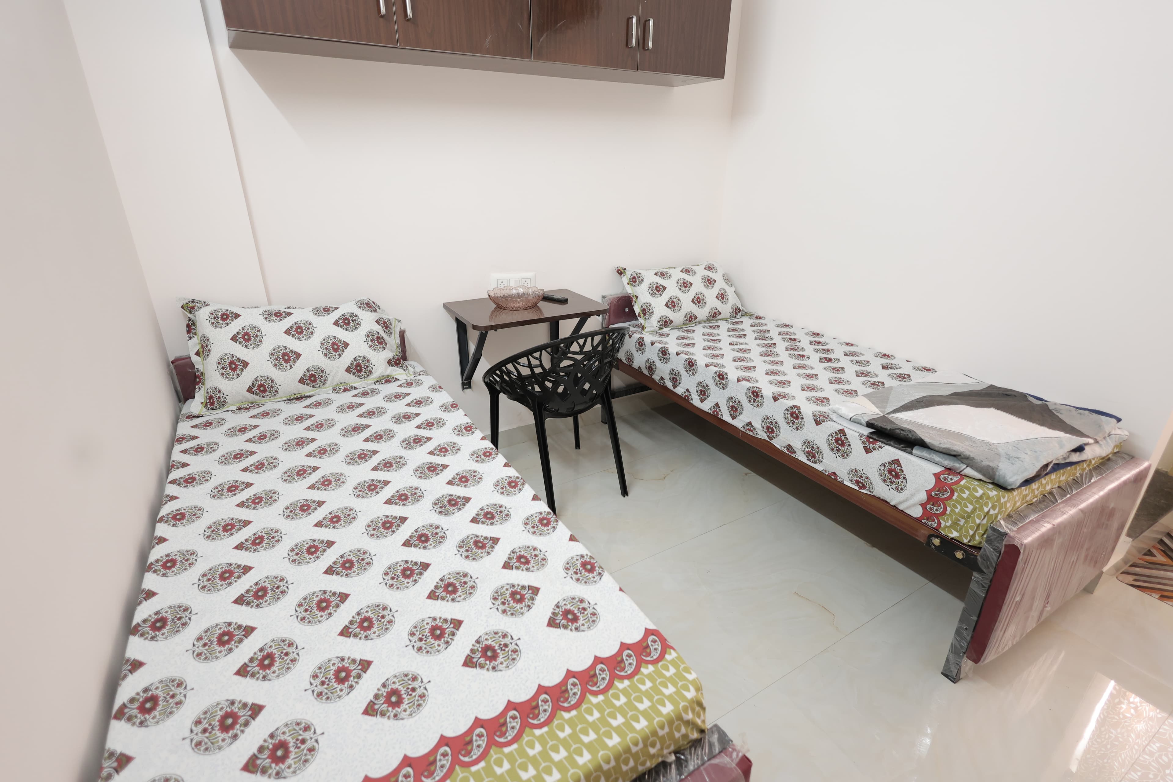 Splendid rooms near Airport/KIA 105