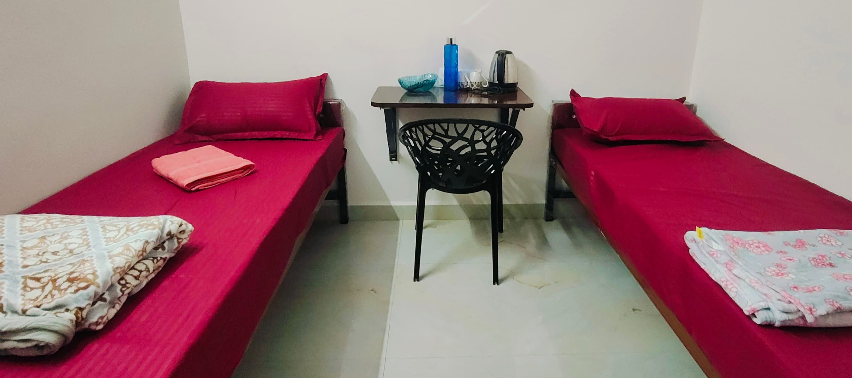Splendid rooms In Yelahanka near Airport/KIA with Common kitchen  202