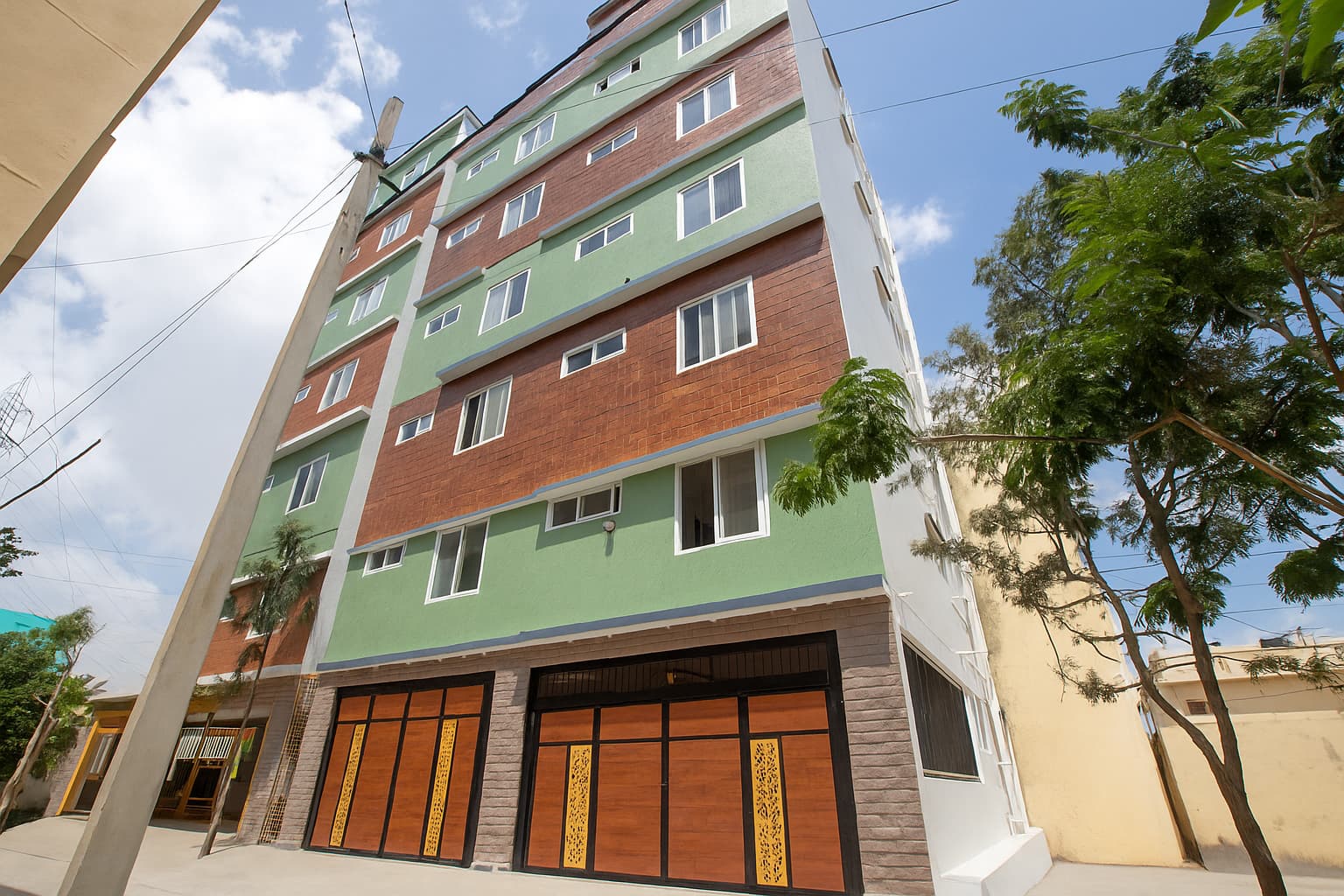 1BHK 1.5km From Hosa Road Metro with lift 101
